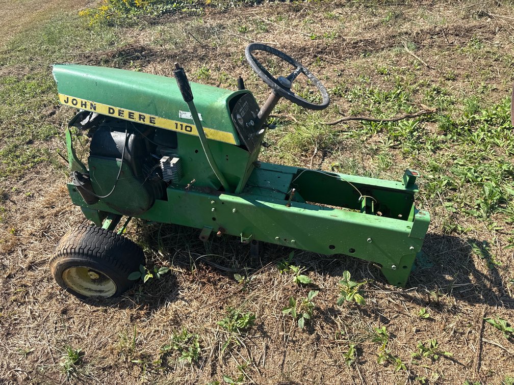 John Deere 110 frame and motor