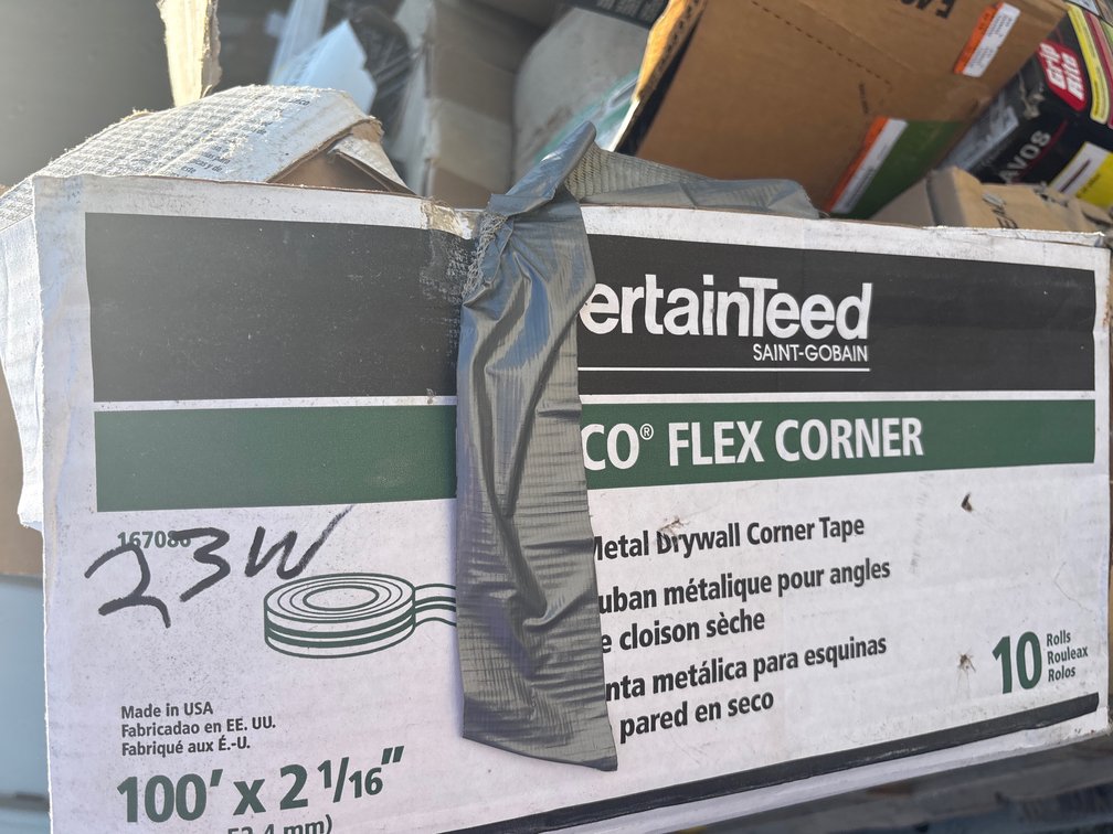 Metal drywall corner tape