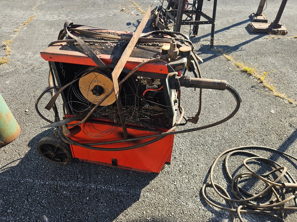 (2) Welders