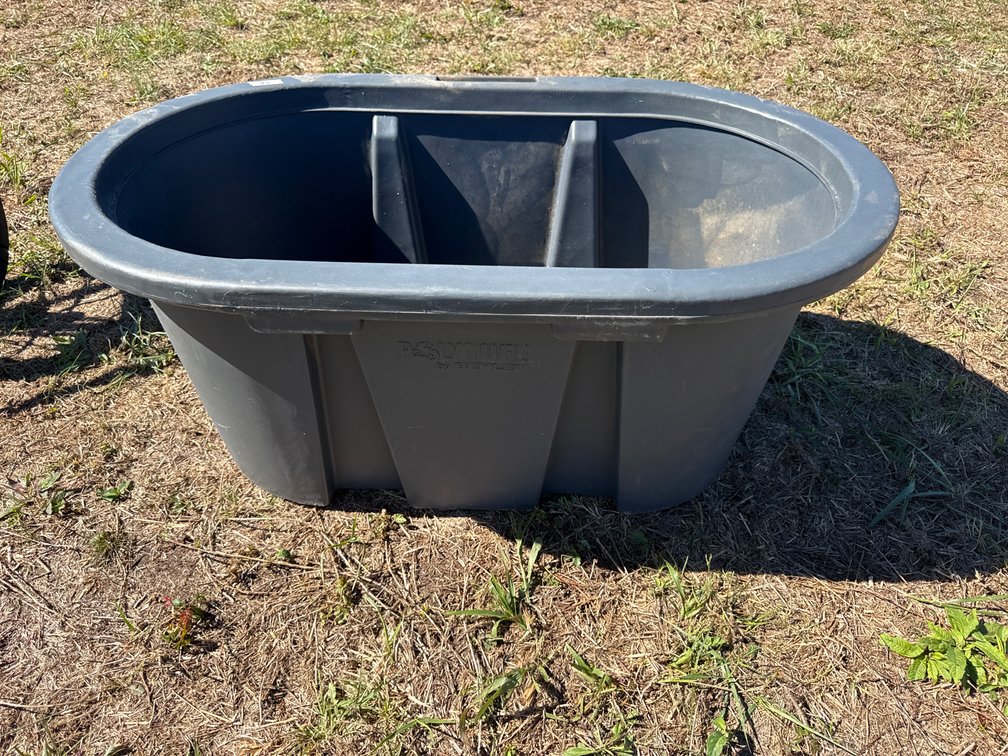 Poly tuff stock tank