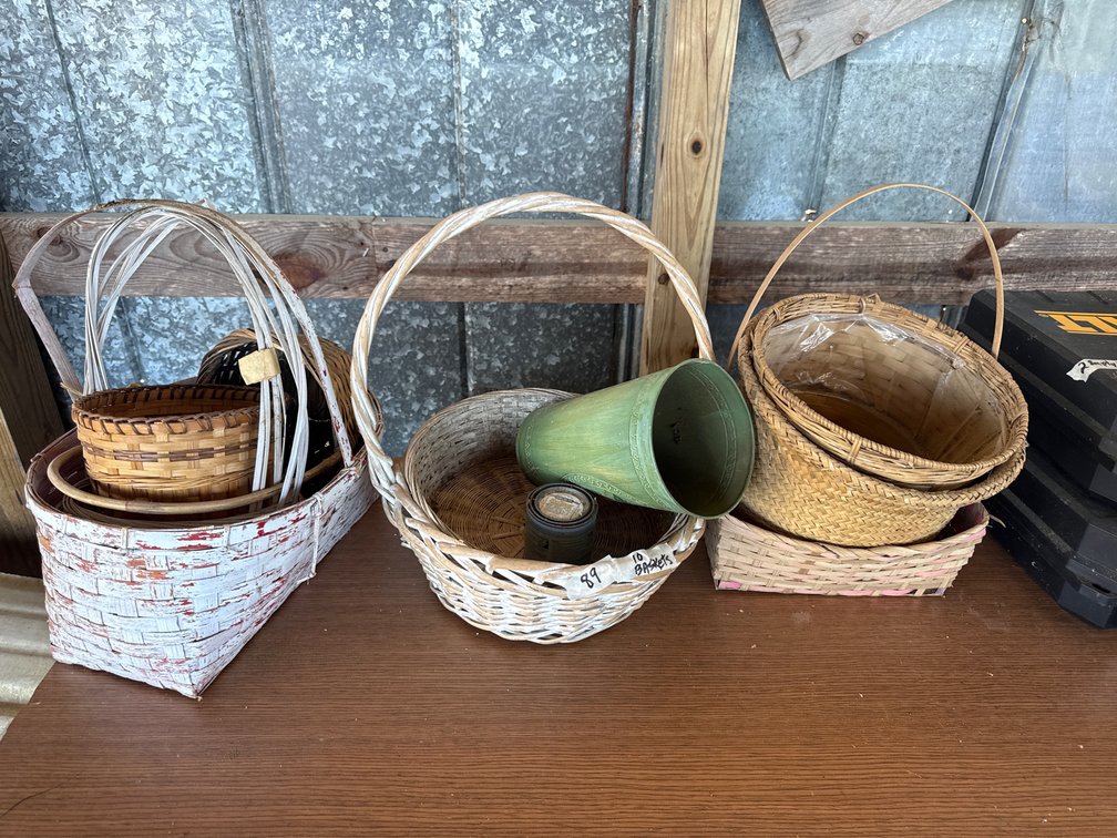 10 baskets