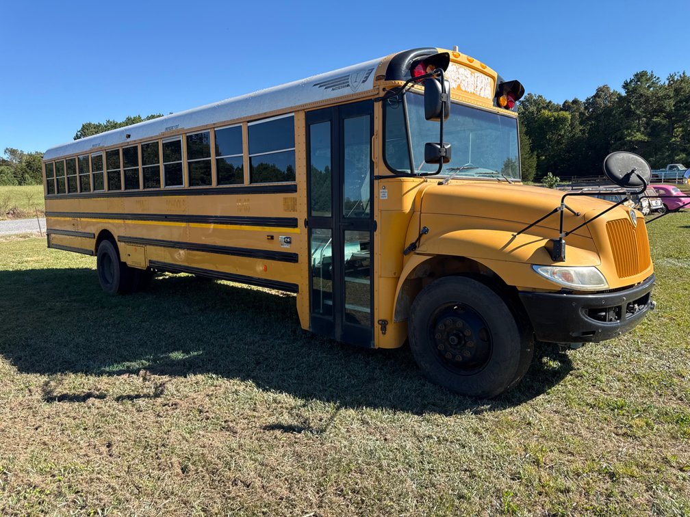 2005 international school bus