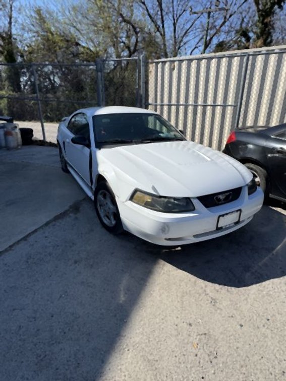 2003 Ford Mustang