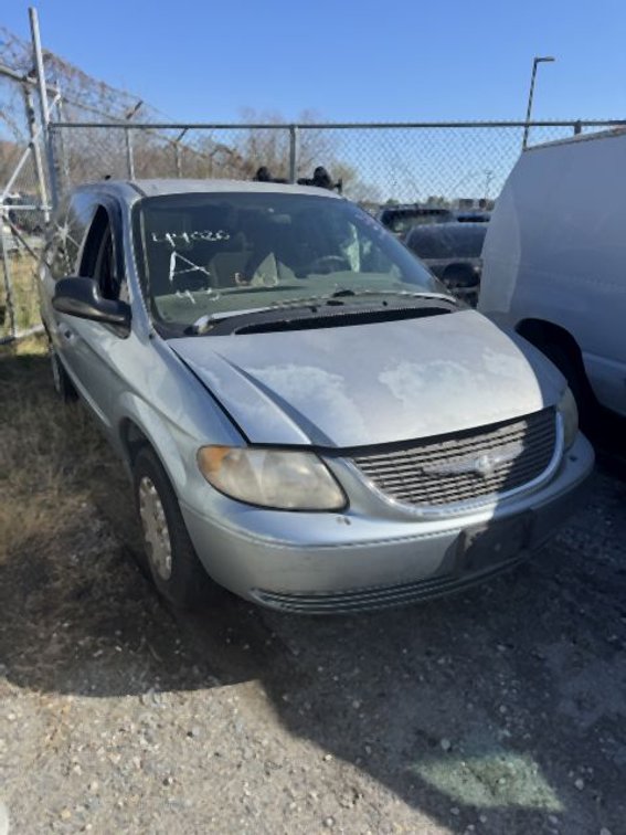2003 Chrysler Town & Country