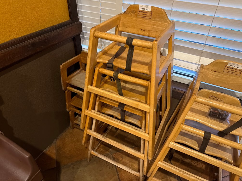 Qualite wooden stackable high chairs