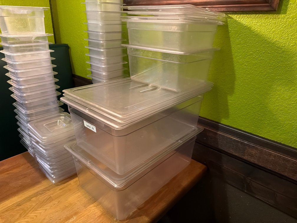 Plastic food prep inserts w/ lids
