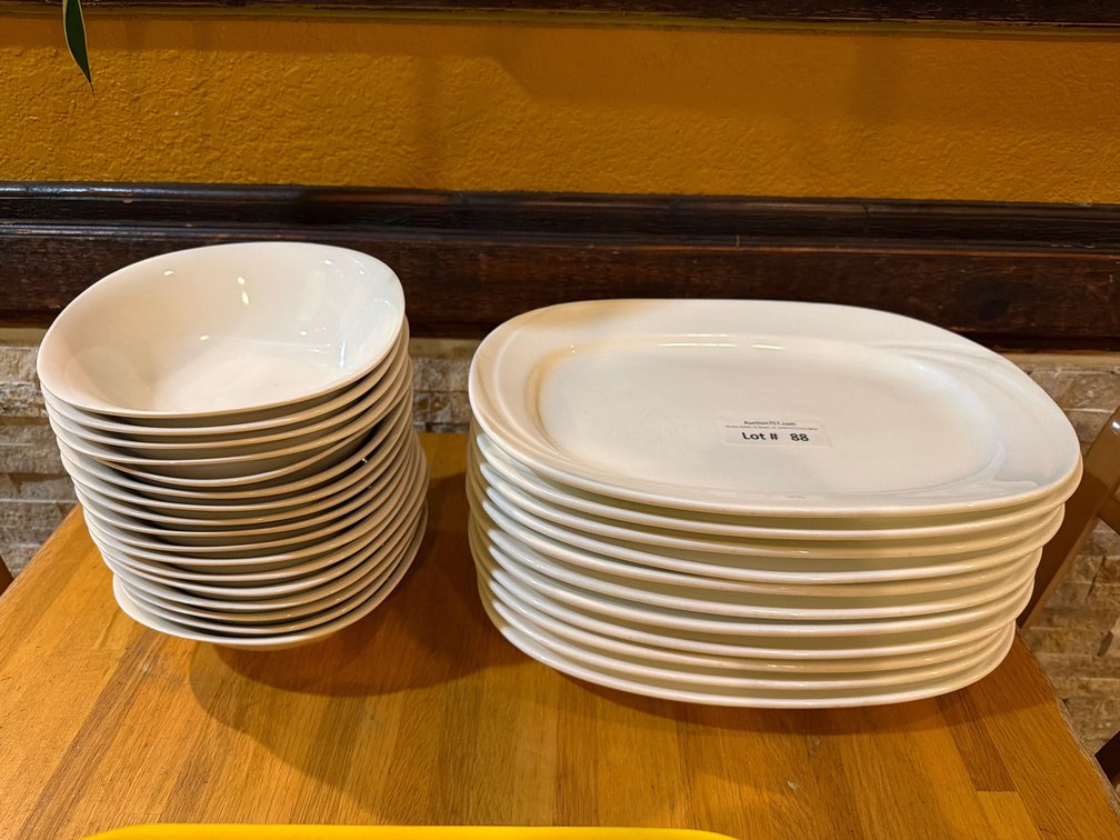 Lot: 28 white china pasta bowls & platter plates