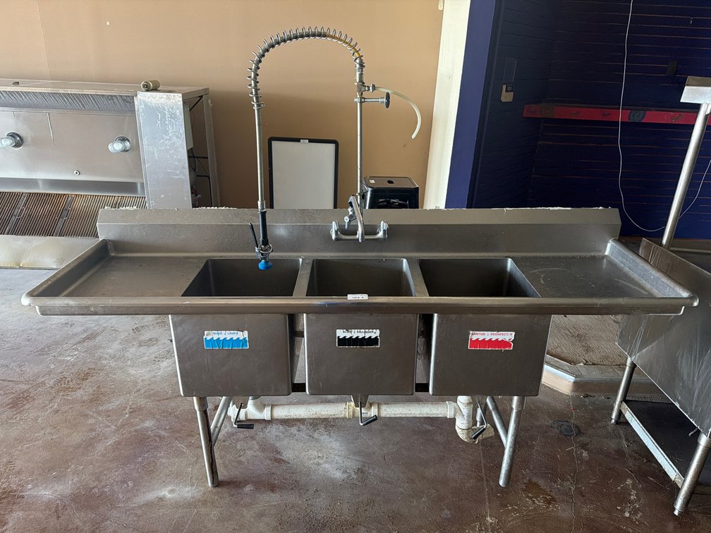 NSF stainless 3 compartment sink