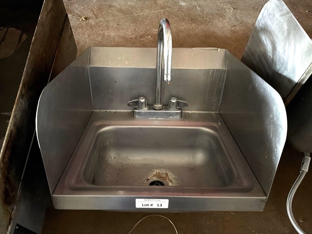 NSF stainless wall mount hand sink