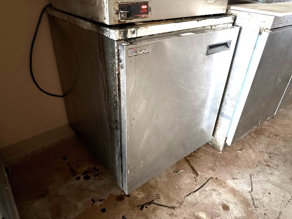 Delfield 27” UTC cooler on wheels