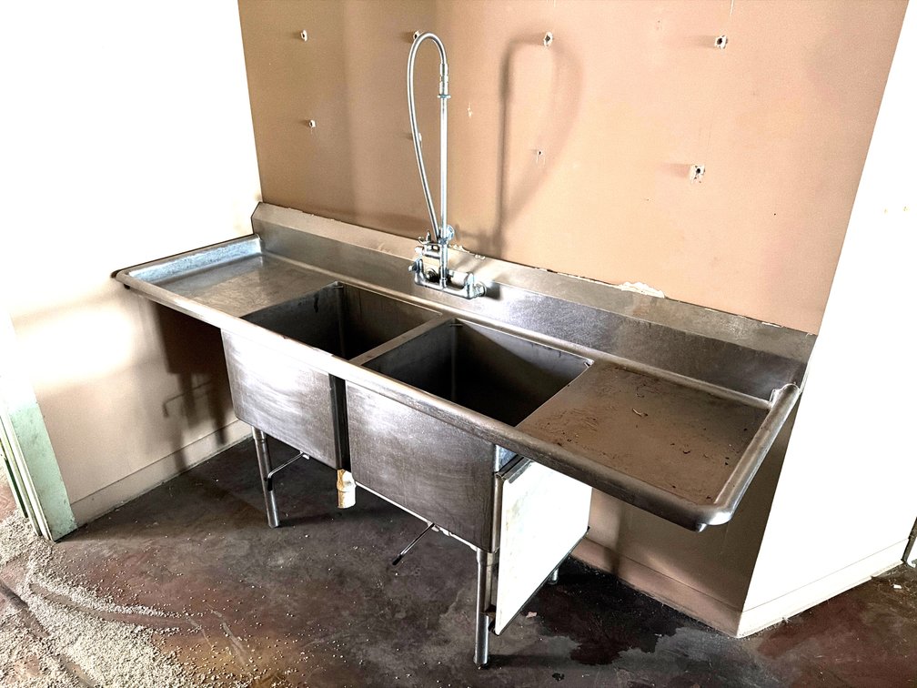 NSF stainless 2 compartment sink