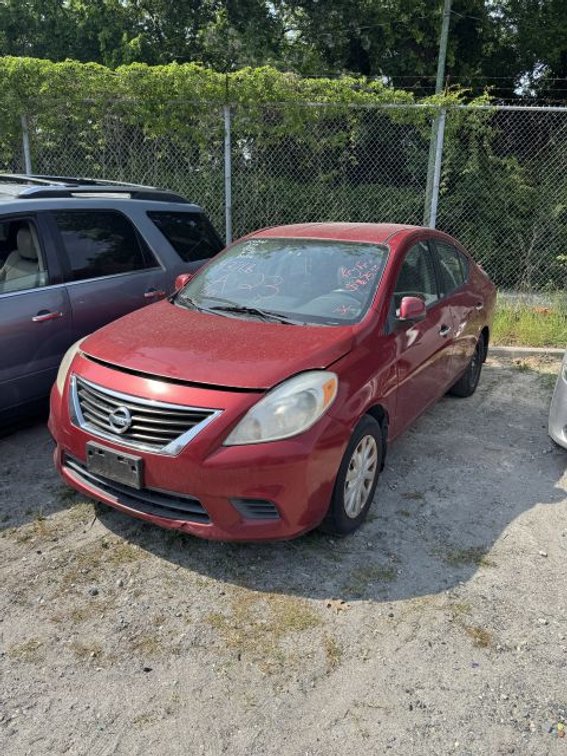 2014 NISSAN VERSA