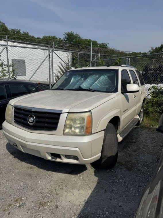 2003 Cadillac Escalade