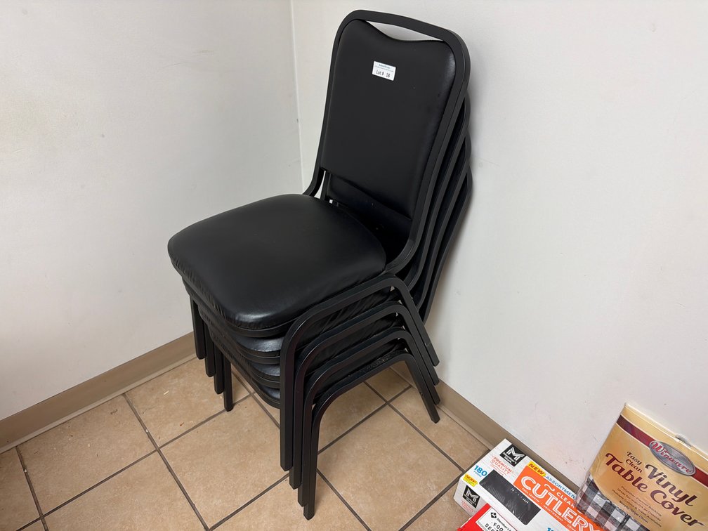 Commercial stack chairs