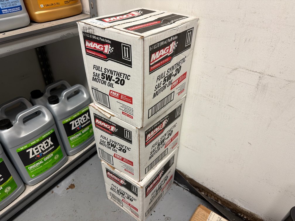 NEW case of Mag1 full synthetic 5W-20 motor oil