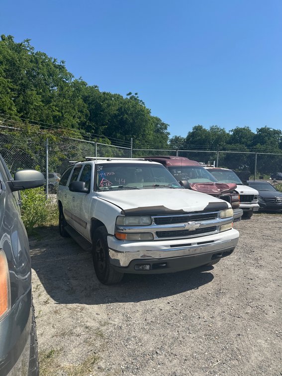 2005 CHEVROLET SUBURBAN