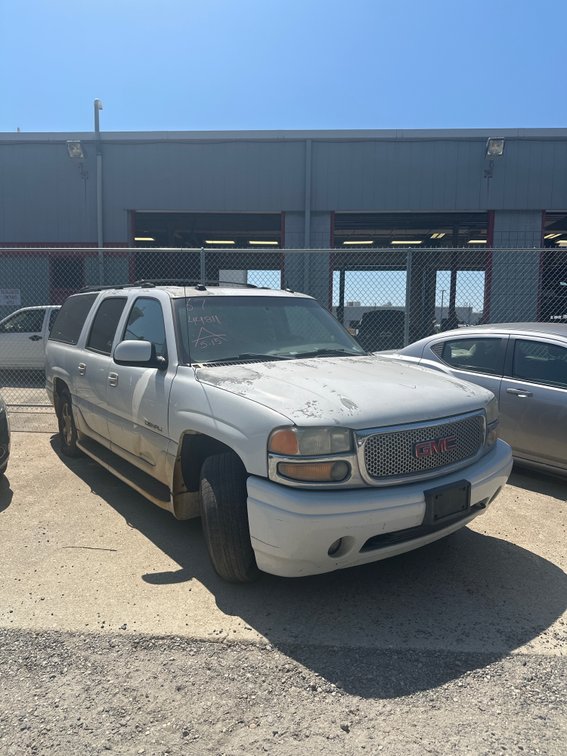 2004 GMC YUKON DENALI