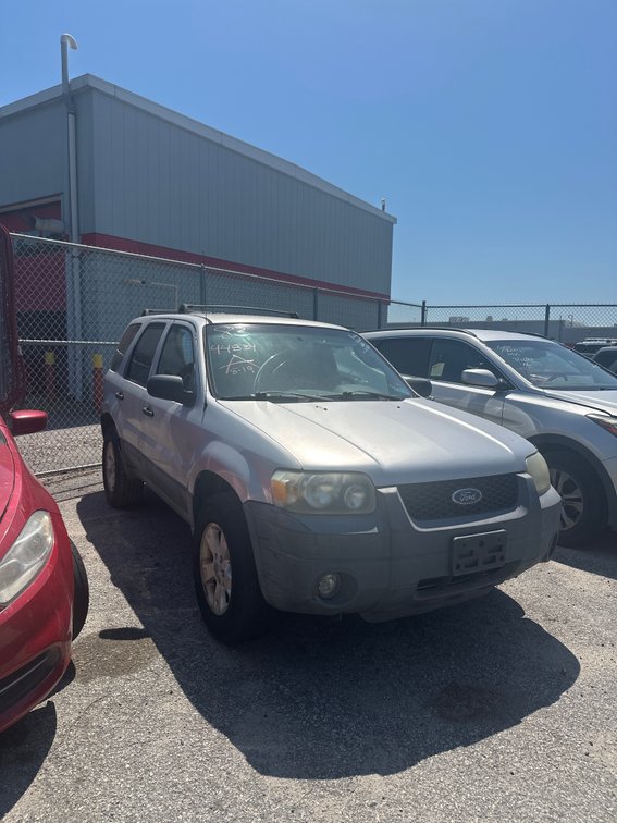 2005 FORD ESCAPE