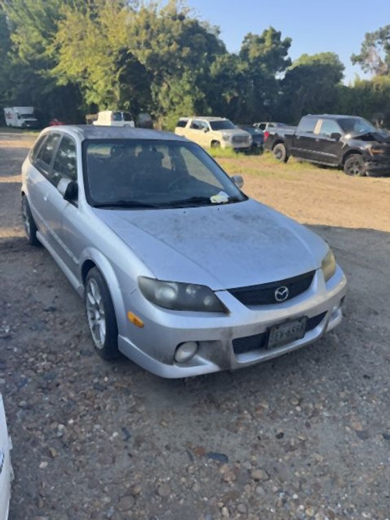 2002 Mazda Prot\uFFFdg\uFFFd