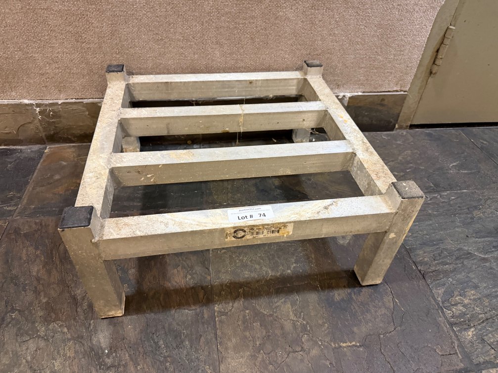 New Age HD aluminum NSF dunnage shelf