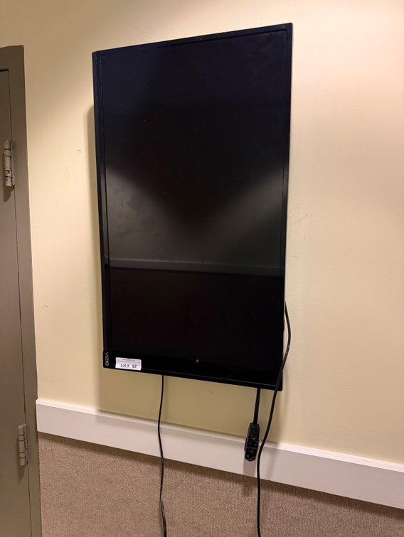 Vizio flat screen TVs w/ wall brackets