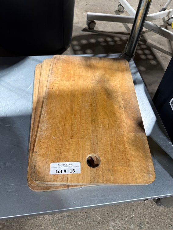 Bamboo cutting boards