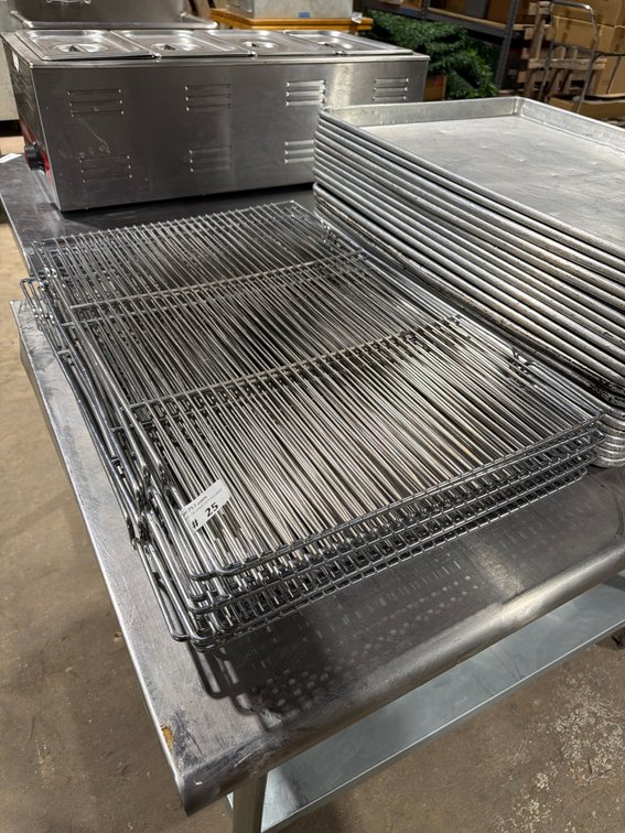 Fullsize stainless cooling racks