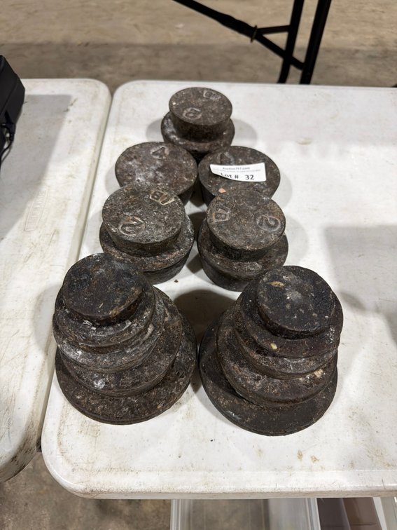 Lot: assorted scale weights