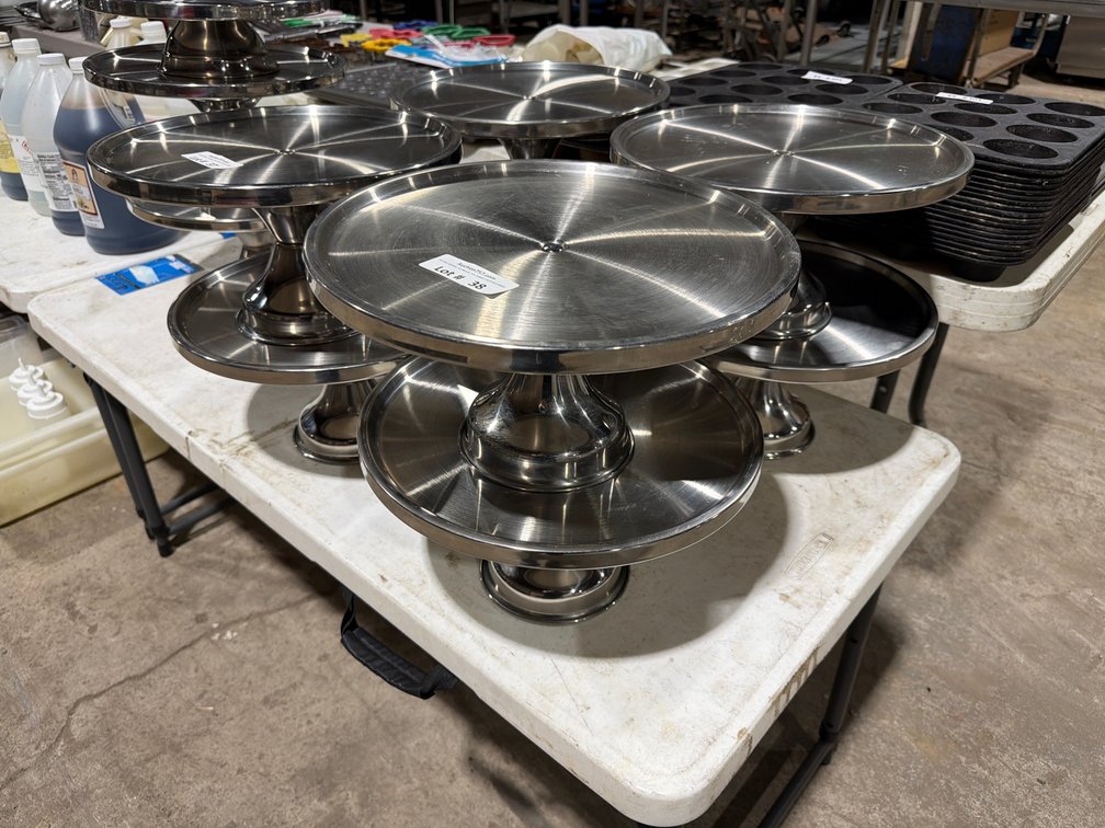 Stainless pizza/cake riser stands