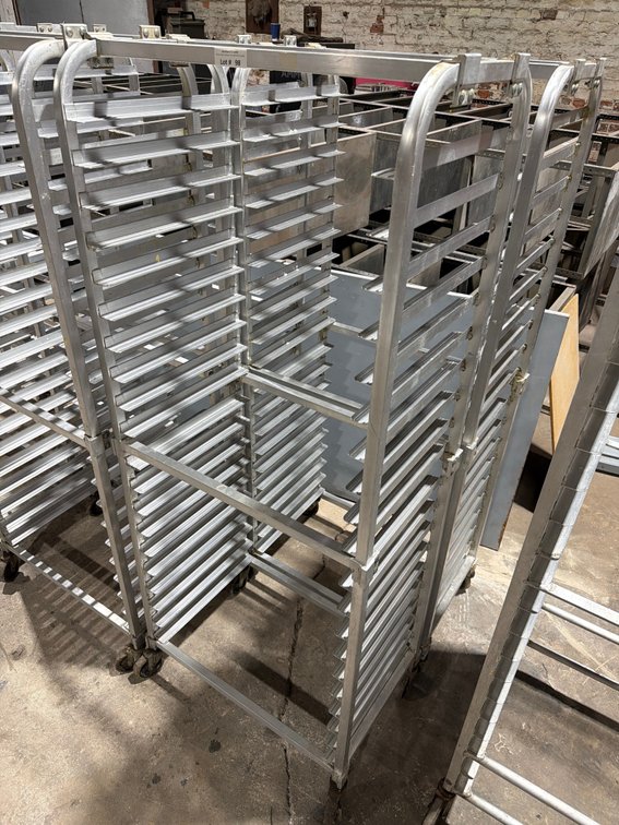 Full size aluminum sheet pan rack on wheels