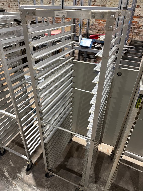 Wilder full size HD aluminum sheet pan rack on wheels