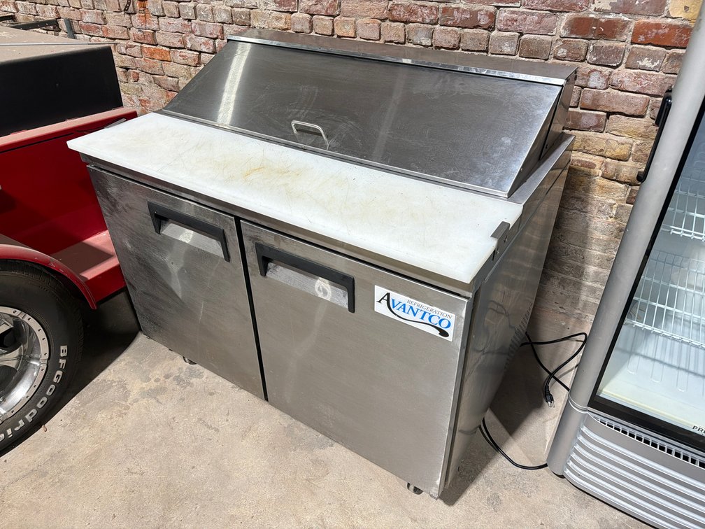 Avantco 48” sandwich prep cooler on wheels