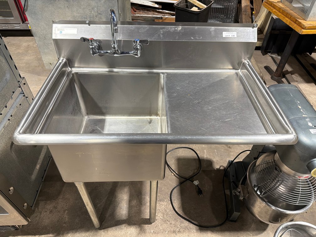 Steelton NSF single compartment prep sink