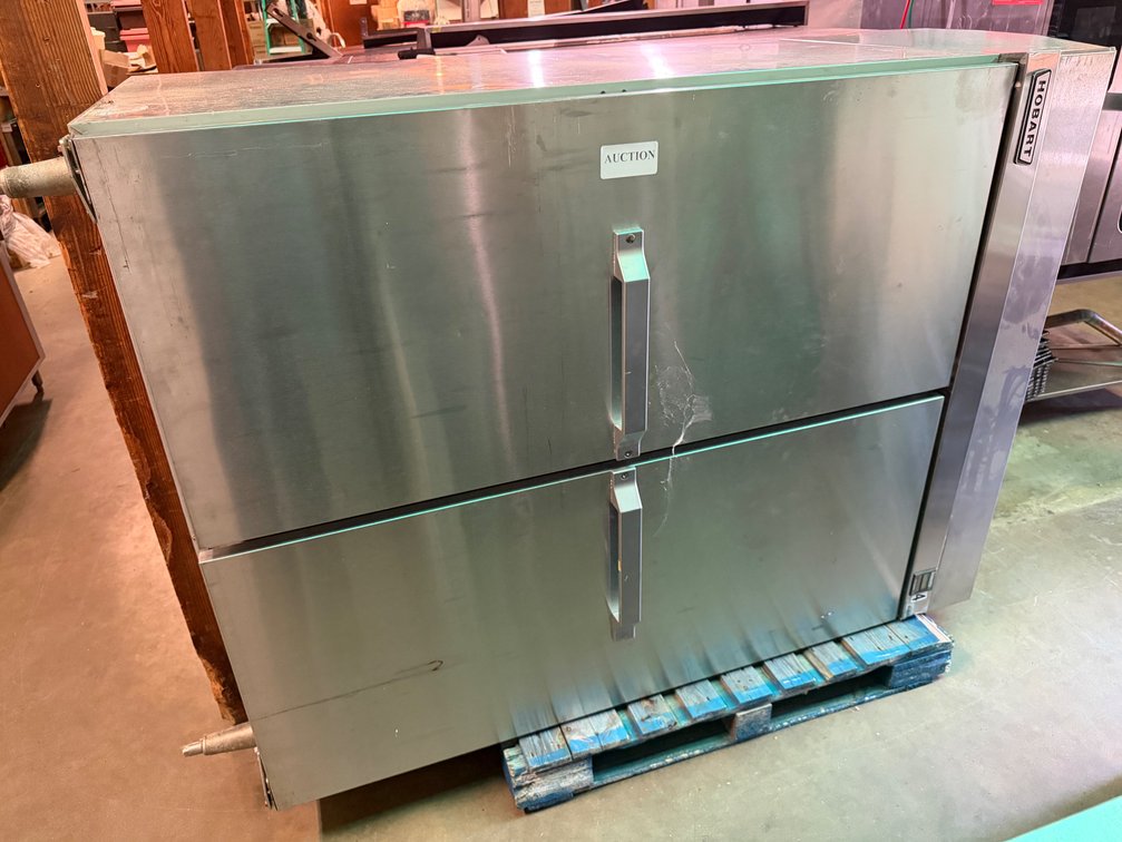 Lot: 3 Hobart coolers / freezers