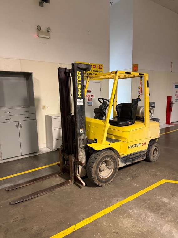 Hyster 50 propane forklift