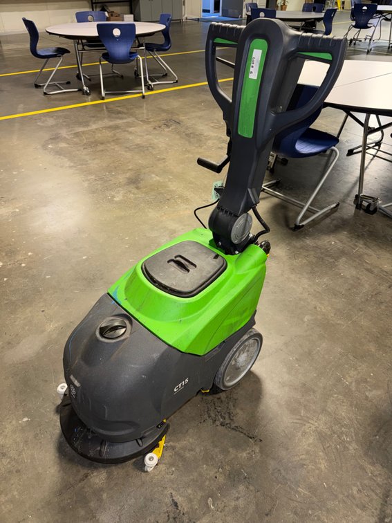 IPC Eagle CT15 floor scrubber