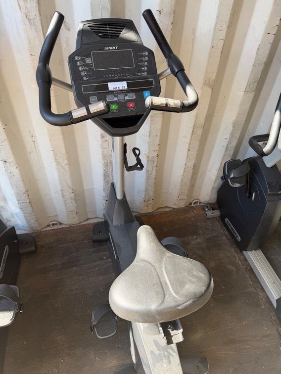 Spirit CU800 upright exercise bike