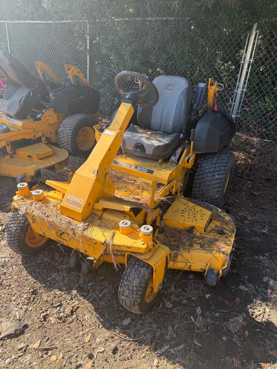 Cub Cadet Pro Z 900 zero turn mower