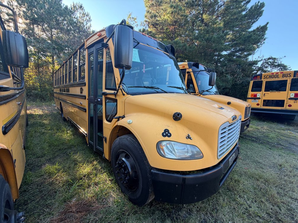 2010 Thomas bus