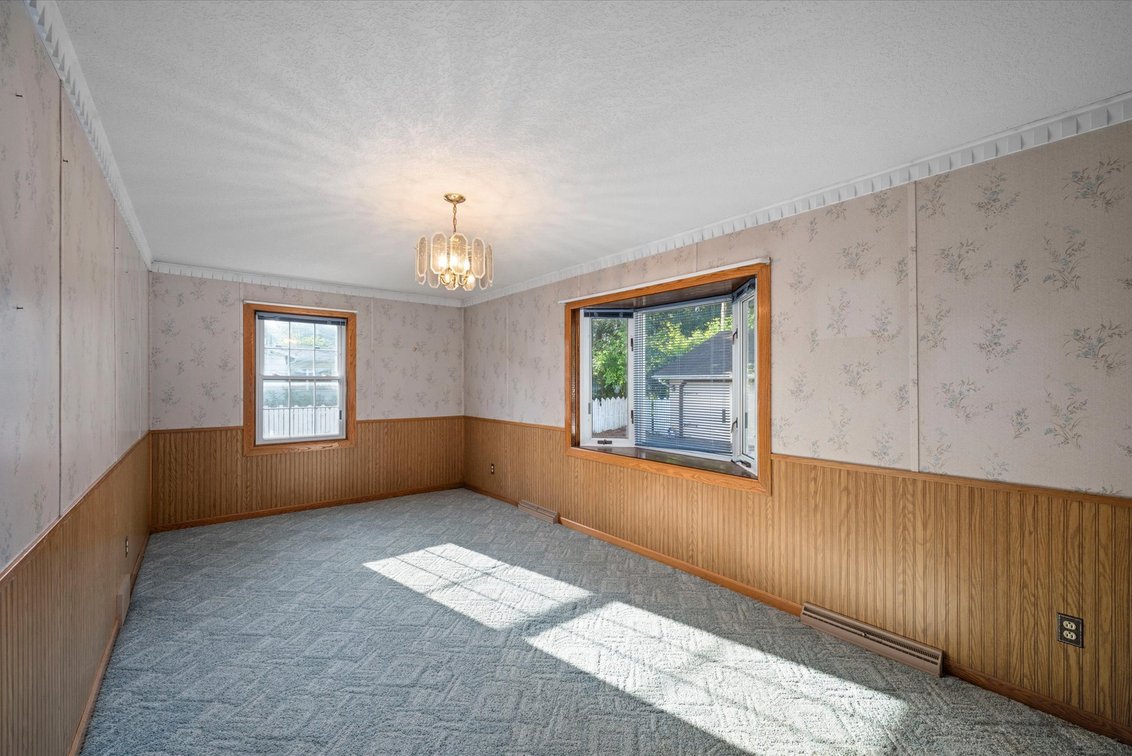 Image for Minimum Bid $135,000 Online Auction 8117 Angola Rd. Holland, OH 43528