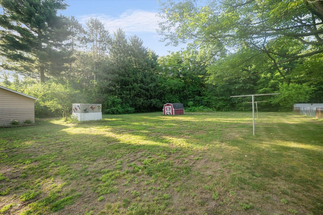 Image for Minimum Bid $135,000 Online Auction 8117 Angola Rd. Holland, OH 43528