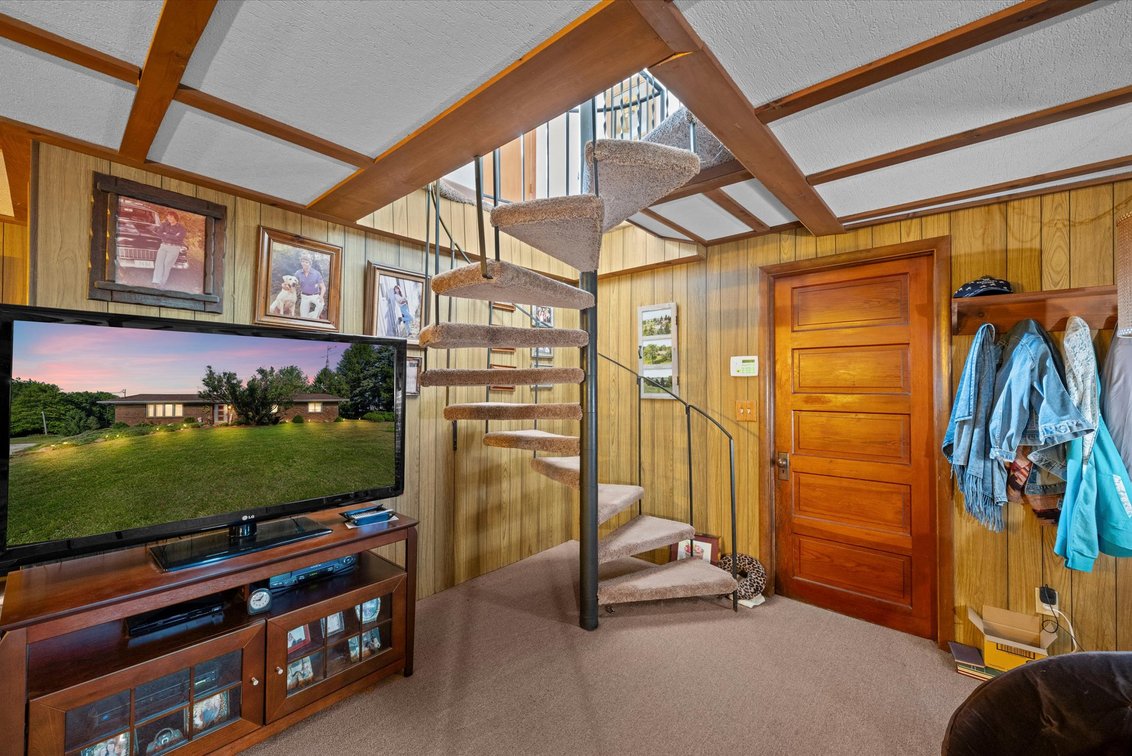 Image for PENDING: $299,900 N-287 County Rd. 16B Napoleon, OH 43545