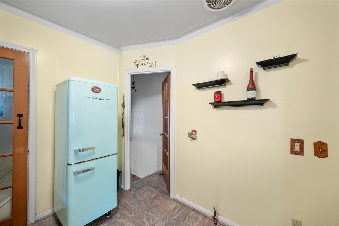 Image for PENDING! Online Auction 616 Bronx Dr. Toledo, OH 43609