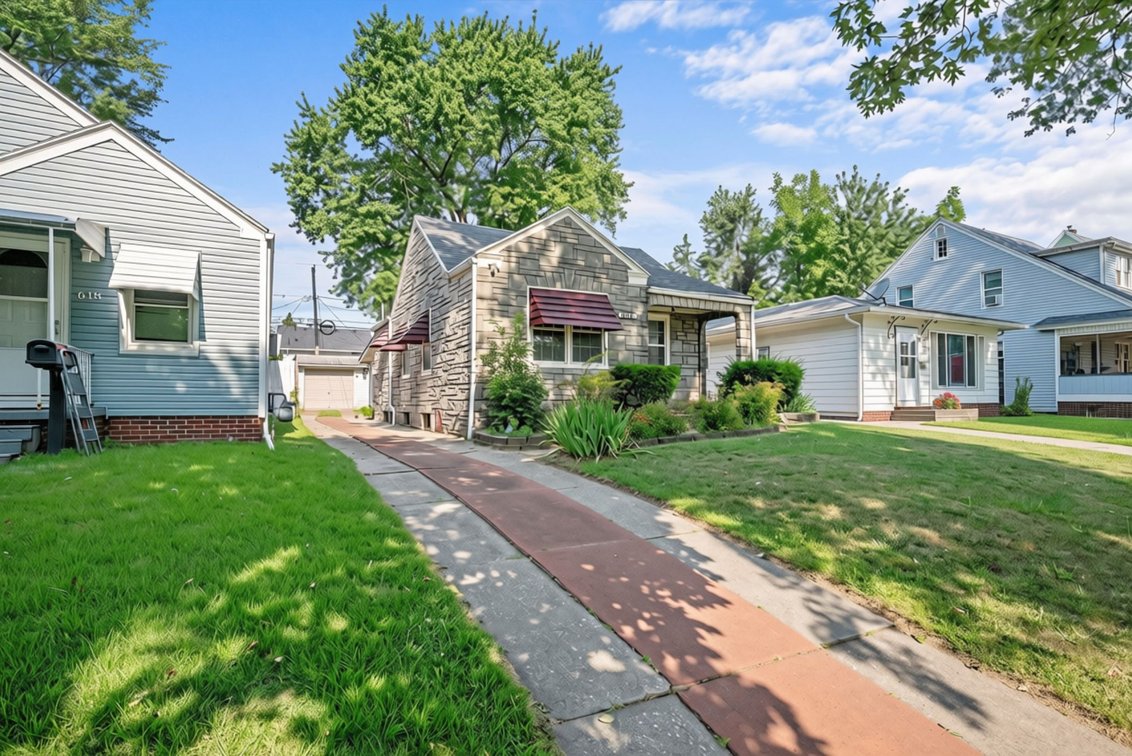 Image for PENDING! Online Auction 616 Bronx Dr. Toledo, OH 43609