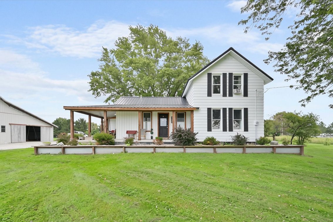 Image for Listed For: $324,900 900 N. Berkey Southern Rd. Swanton, OH 43558