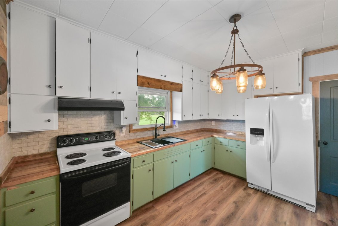 Image for Listed For: $324,900 900 N. Berkey Southern Rd. Swanton, OH 43558