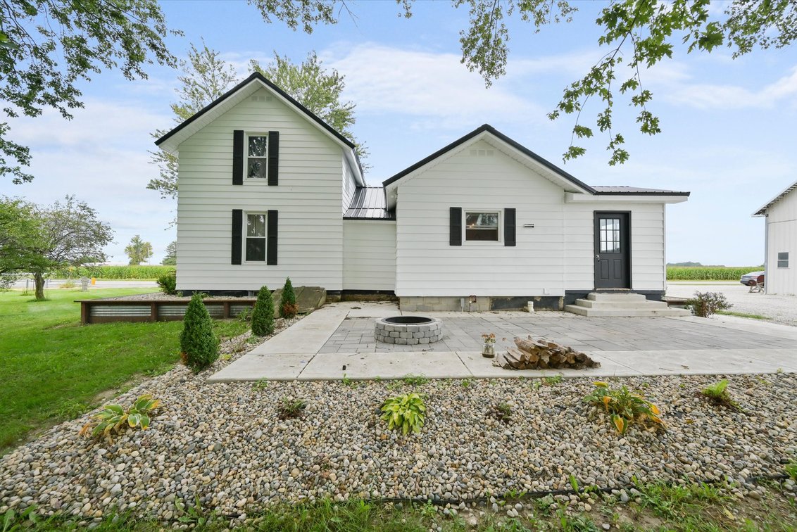 Image for Listed For: $324,900 900 N. Berkey Southern Rd. Swanton, OH 43558
