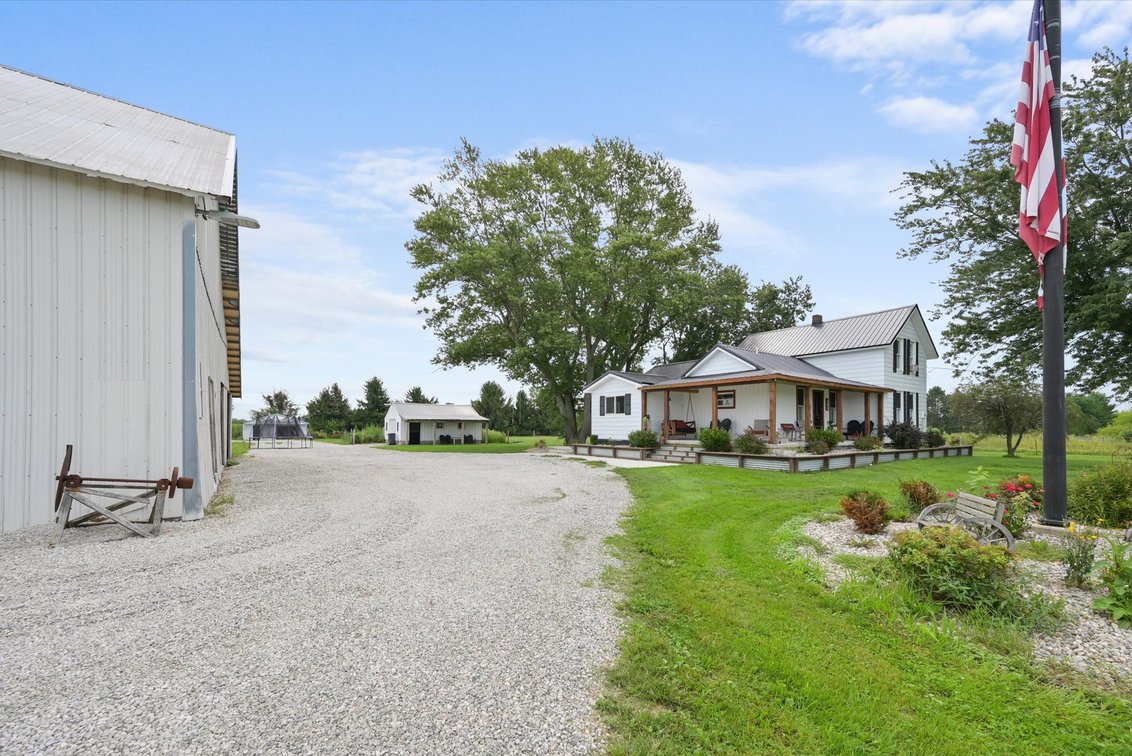 Image for Listed For: $324,900 900 N. Berkey Southern Rd. Swanton, OH 43558