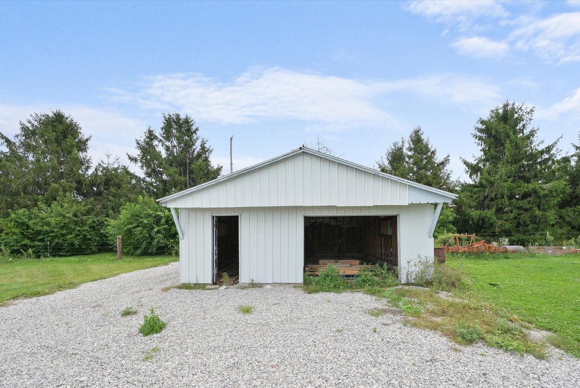 Image for Listed For: $324,900 900 N. Berkey Southern Rd. Swanton, OH 43558