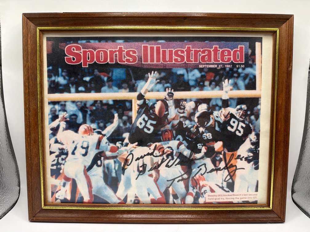 Sports Illustrated Sep. 27, 1982 Signed by Tom Beasley